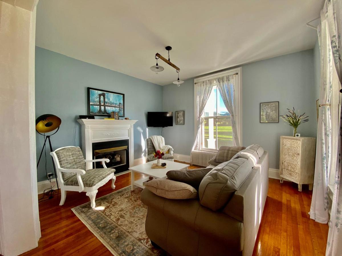 Bloom Farm Guesthouse Mount Vision ภายนอก รูปภาพ